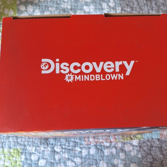 Discovery Volcano Science Lab Kit - Picture 8 of 12